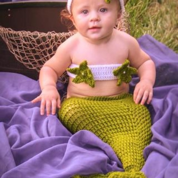 3 Pc Aqua Blue & Red Crochet Mermaid Set - Picture 2 of 5